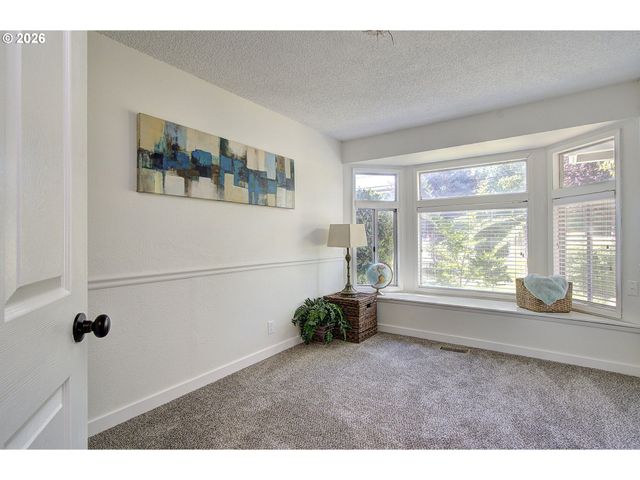8011 Se THIESSEN Rd, Milwaukie, OR 97267