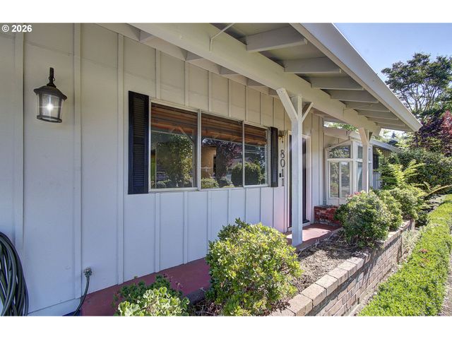 8011 Se THIESSEN Rd, Milwaukie, OR 97267