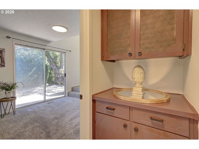 8011 Se THIESSEN Rd, Milwaukie, OR 97267