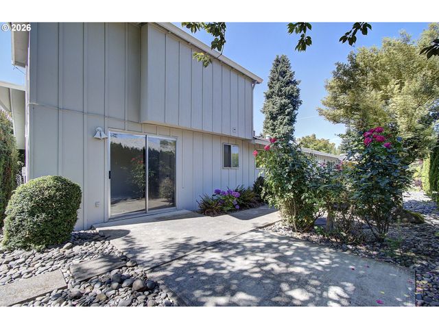 8011 Se THIESSEN Rd, Milwaukie, OR 97267