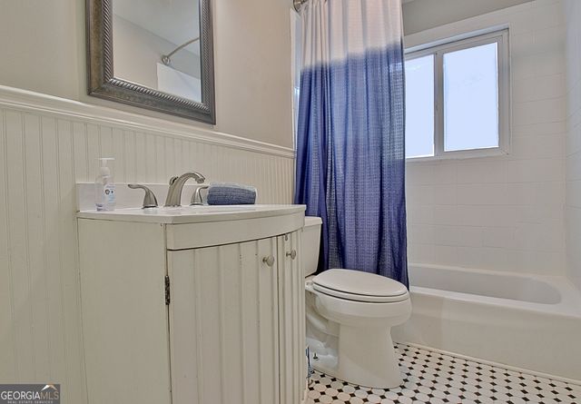 218 Hilltop Drive, Peachtree City, GA 30269