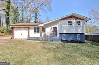 218 Hilltop Drive, Peachtree City, GA 30269