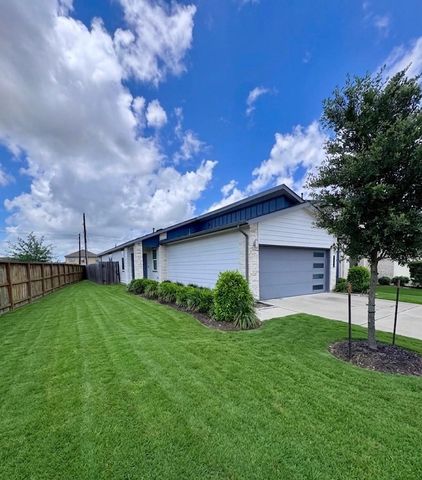 12566 Fleet River Road, Houston, TX 77047
