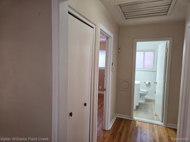 29607 Howard Avenue, Madison Heights, MI 48071
