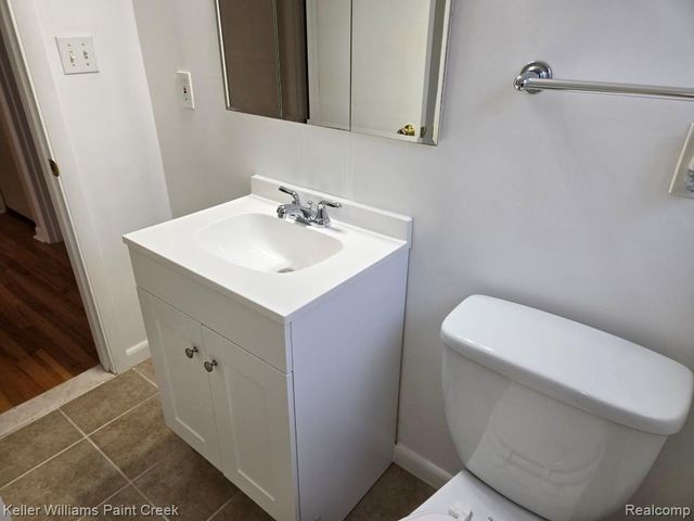 29607 Howard Avenue, Madison Heights, MI 48071