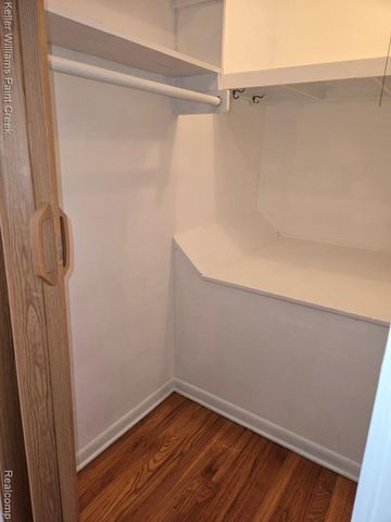 29607 Howard Avenue, Madison Heights, MI 48071