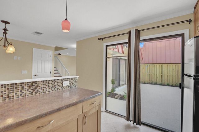 3313 Meridian Way N C, Palm Beach Gardens, FL 33410