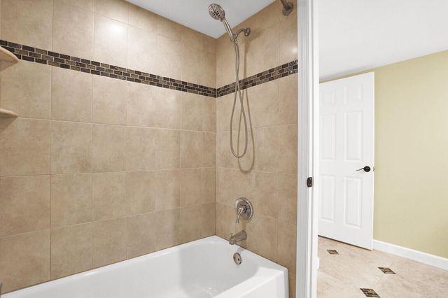 3313 Meridian Way N C, Palm Beach Gardens, FL 33410