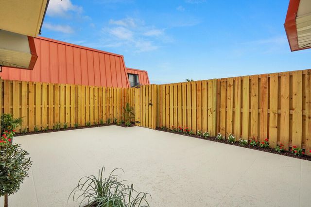 3313 Meridian Way N C, Palm Beach Gardens, FL 33410