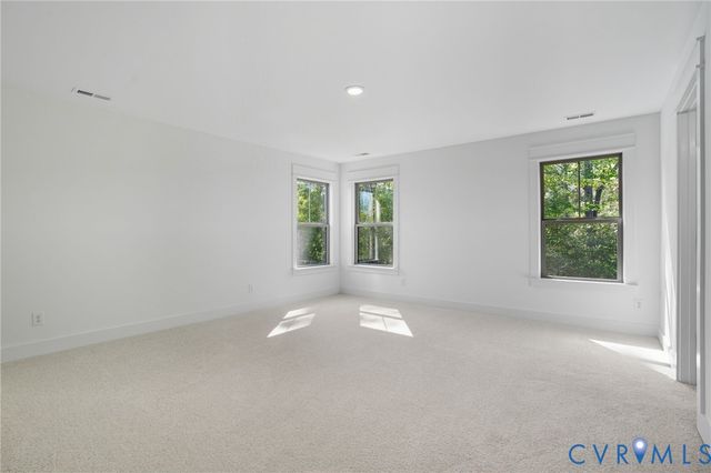 8028 Dandridge Dr, Quinton, VA 23141