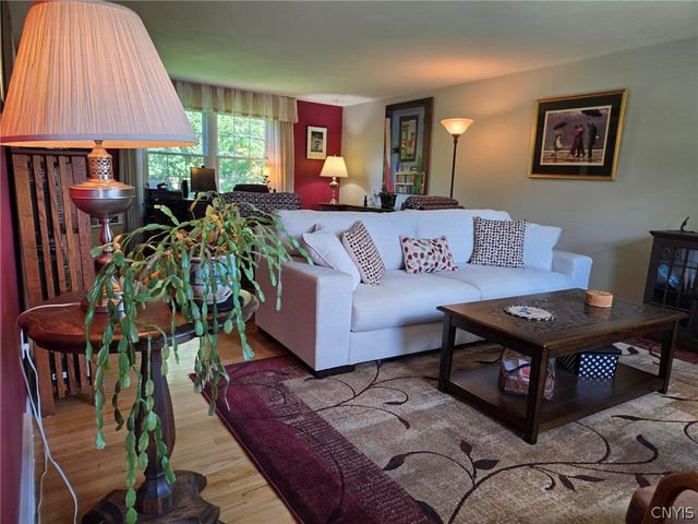 4853 CAREY DRIVE, Manlius, NY 13104