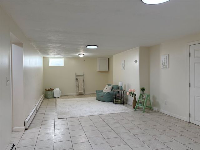 461 River Road, Lincoln, RI 02865