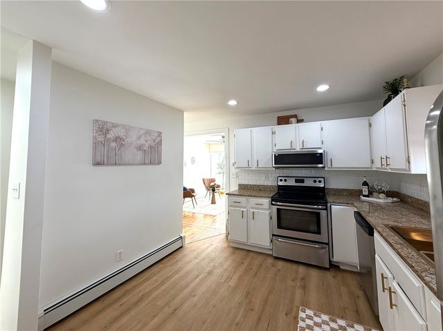 461 River Road, Lincoln, RI 02865