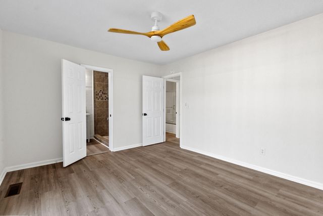 11 Hunters Court, Goose Creek, SC 29445