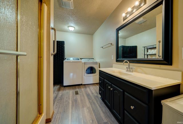 331 Walnut Street, Butler, IN 46721