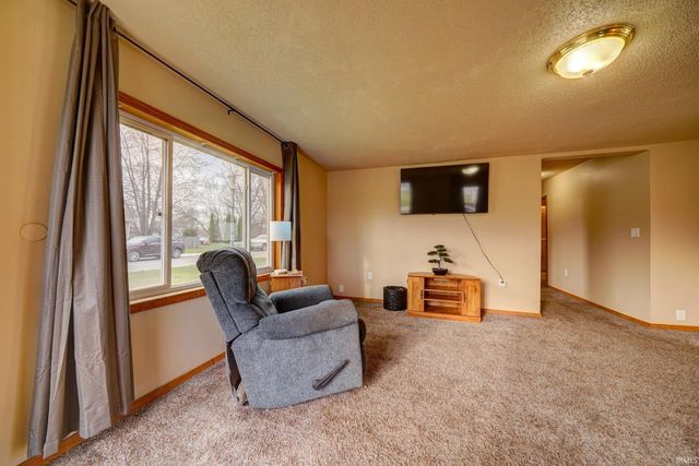 331 Walnut Street, Butler, IN 46721