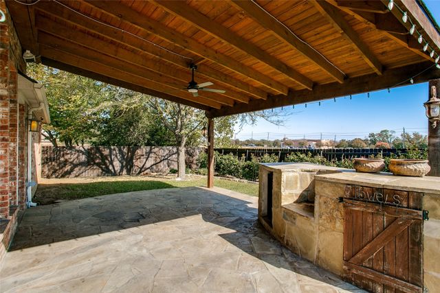 7800 Harvest Hill Road, North Richland Hills, TX 76182