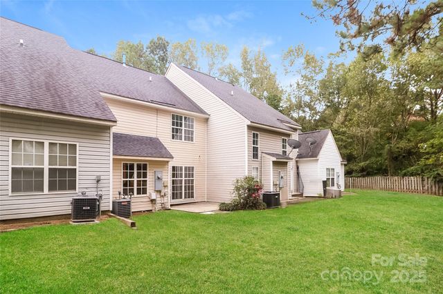 10007 University Park Lane, Charlotte, NC 28213