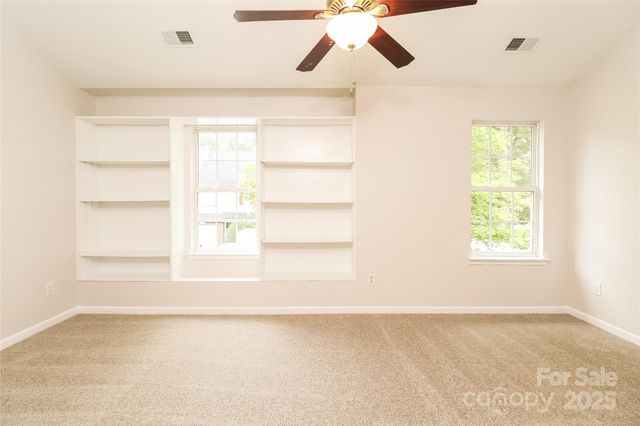 10007 University Park Lane, Charlotte, NC 28213