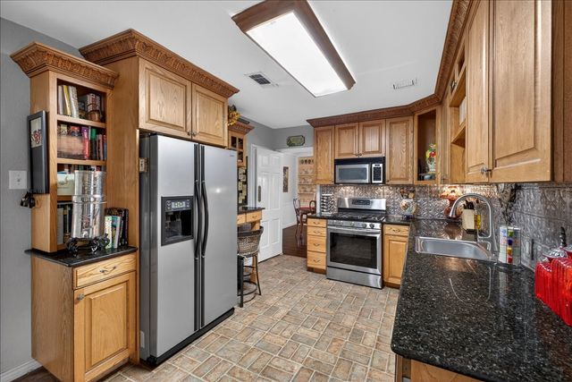 3505 White Settlement Road, Fort Worth, TX 76107