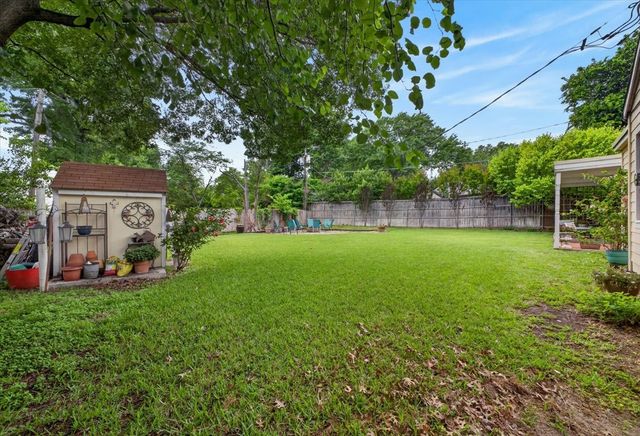 3505 White Settlement Road, Fort Worth, TX 76107