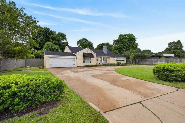 3505 White Settlement Road, Fort Worth, TX 76107