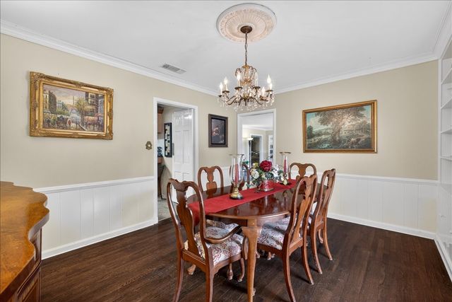 3505 White Settlement Road, Fort Worth, TX 76107