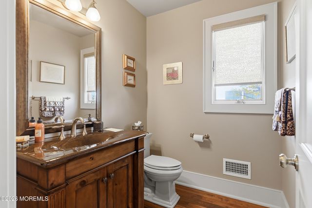 1010 Barnegat Lane, Mantoloking, NJ 08738