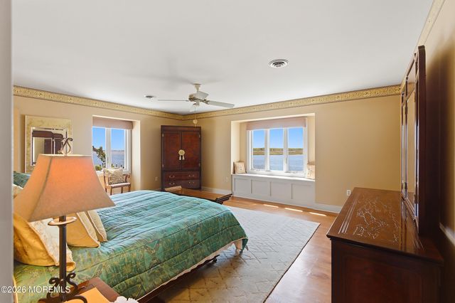 1010 Barnegat Lane, Mantoloking, NJ 08738