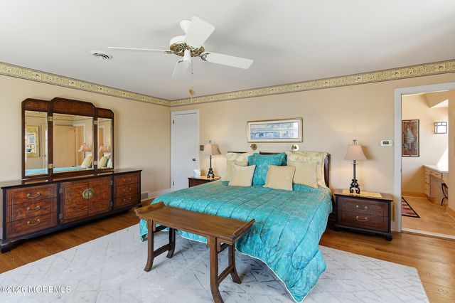 1010 Barnegat Lane, Mantoloking, NJ 08738