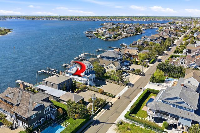 1010 Barnegat Lane, Mantoloking, NJ 08738