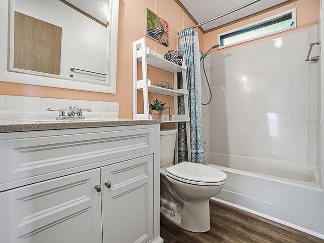 24814 PINE HL, Leesburg, FL 34748