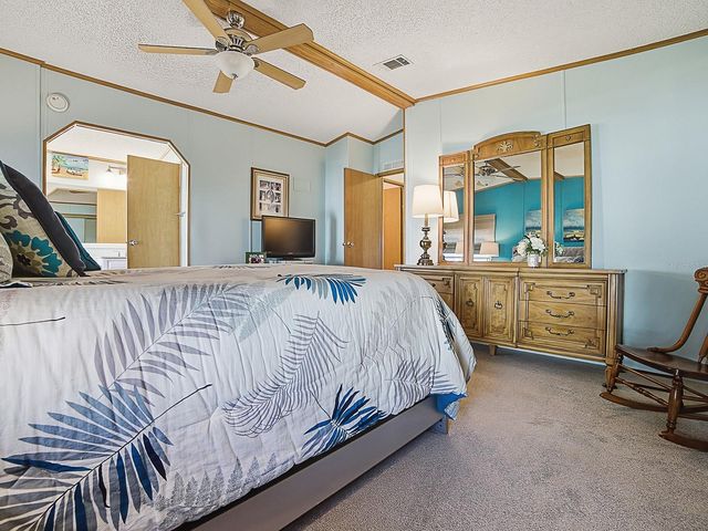 24814 PINE HL, Leesburg, FL 34748