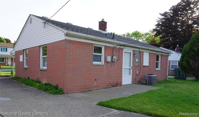 31743 Rush Street, Garden City, MI 48135