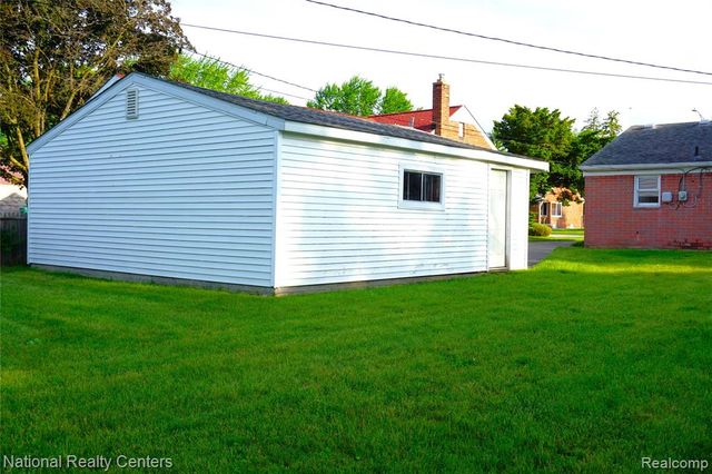 31743 Rush Street, Garden City, MI 48135