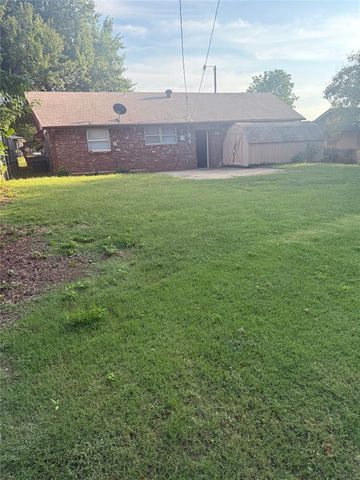 315 Willow Place, Yukon, OK 73099