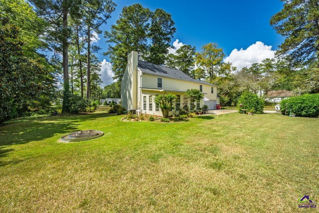5369 Rivoli Drive, Macon, GA 31210