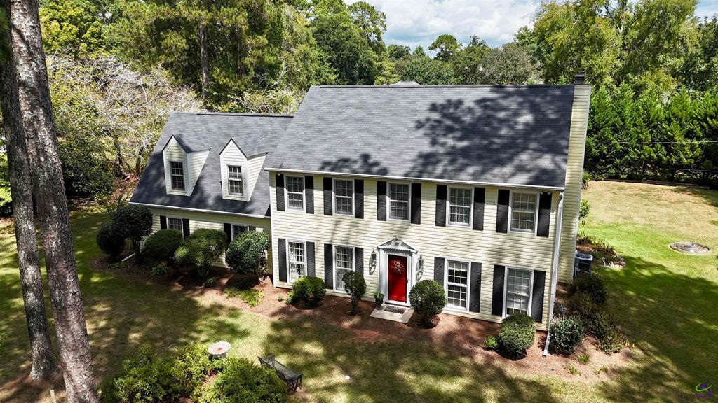 5369 Rivoli Drive, Macon, GA 31210