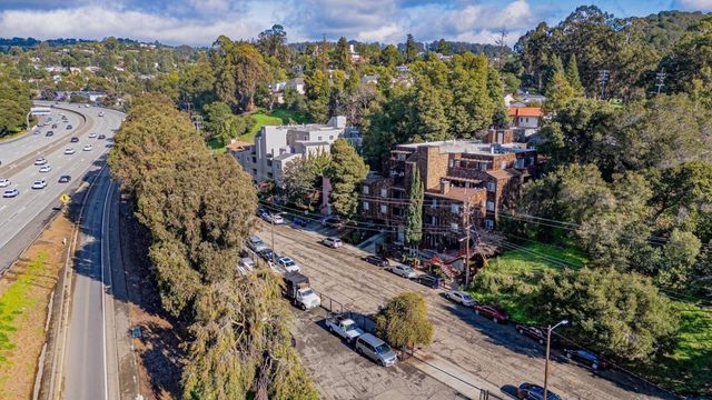 9716 Mountain BLVD, Oakland, CA 94605