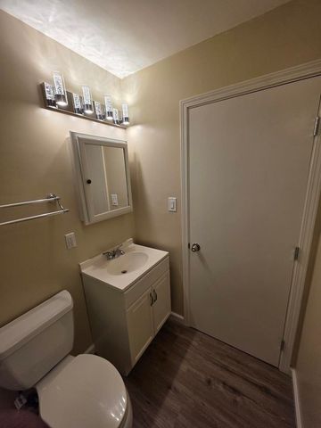 9716 Mountain BLVD, Oakland, CA 94605