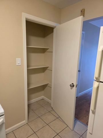 9716 Mountain BLVD, Oakland, CA 94605