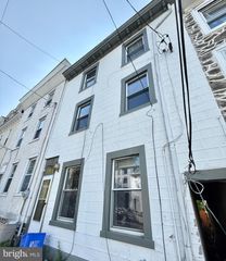 145 JAMESTOWN ST, Philadelphia, PA 19127