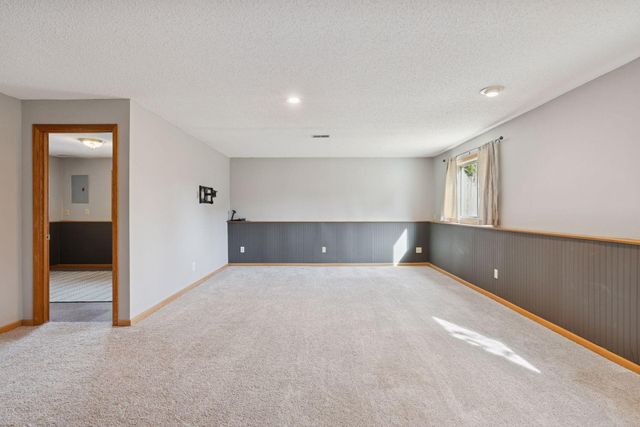 12375 Jonquil Street NW, Coon Rapids, MN 55433