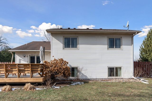 12375 Jonquil Street NW, Coon Rapids, MN 55433