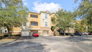 8539 GATE Parkway W, 414, Jacksonville, FL 32216