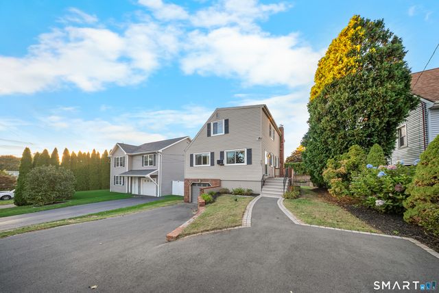 67 Beecher Avenue, Shelton, CT 06484