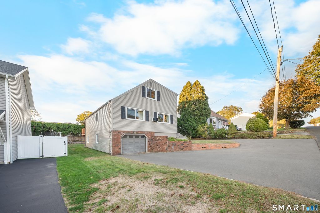 67 Beecher Avenue, Shelton, CT 06484