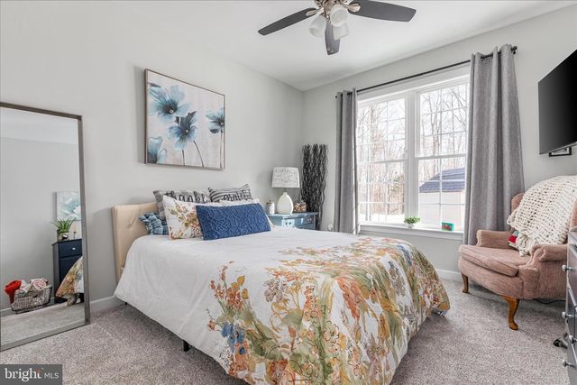 805 S LAKEVIEW DR, Cross Junction, VA 22625