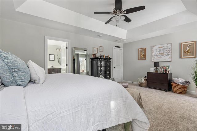 805 S LAKEVIEW DR, Cross Junction, VA 22625