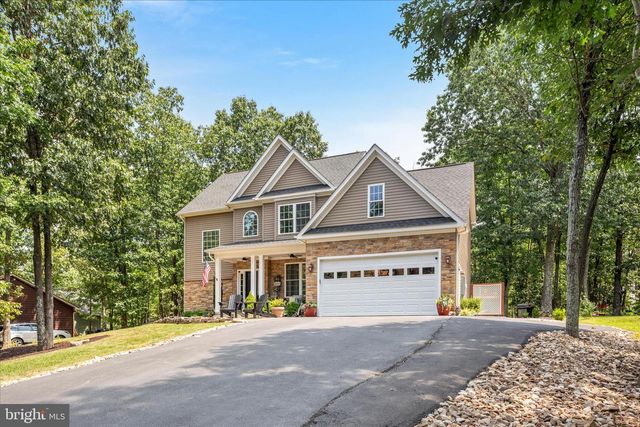 805 S LAKEVIEW DR, Cross Junction, VA 22625